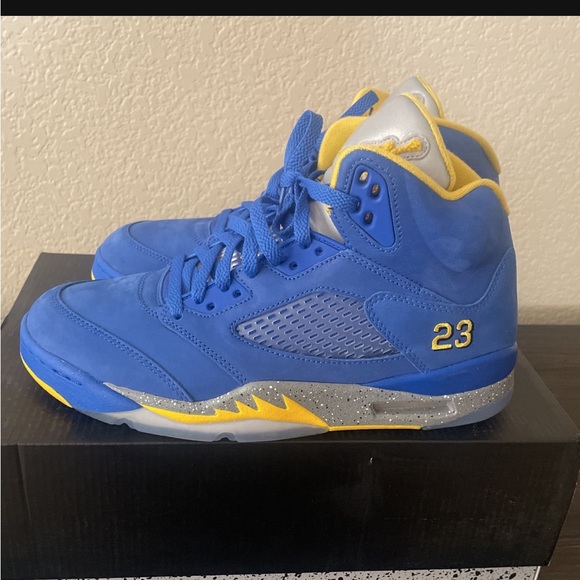 Jordan 5 - Picture 4 of 5